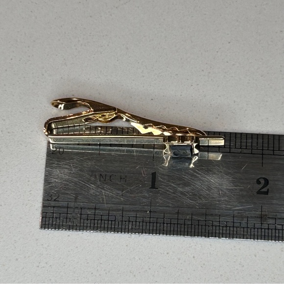 Vintage Gold Plated Tie Clip with Onyx Intaglio - Picture 3 of 10